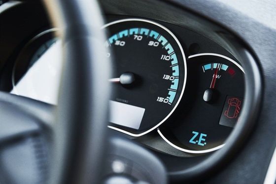 2 Sitzer Van mit bestem Preis bei Renault Kangoo und confortable an den Eigenschaften, an der Kilometerzahl, an den Sitzplätzen und an der Triebwerkleistung