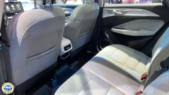 Der Geometrie-C Strecke Front Wheel Drive 150km/h Vertrags-der Elektroauto-EV 550km