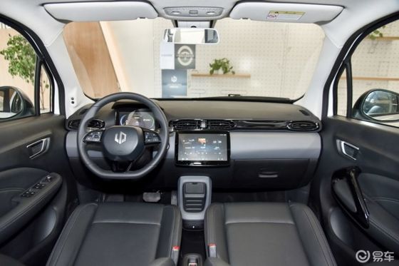 kleine elektrische SUV Fahrzeuge Leapmotor T03 CLTC 403km EV SUV Autos 100km/h