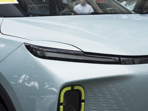 Kleine Elektroautos SUVs ECO freundliche Geely-Geometrie E 320km 401km 5 Türen 5 Sitzer