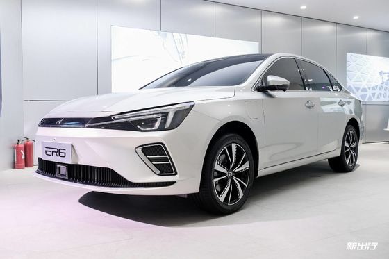 Feifan-Wunder ER6 erstrecken lang sich Rad automatisches Hochgeschwindigkeits-SUV EV-Autos FWD 4