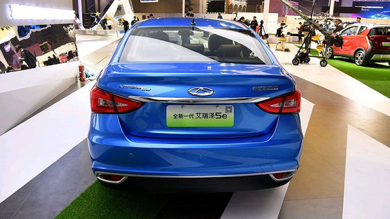 Reine Elektroautos Chery Arrizo E laden schnell Strecke des SUV-Auto-5 Sitzer-4 der Tür-401km auf