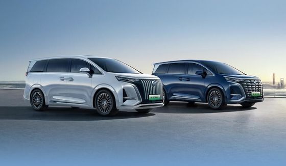 Eisen-Batterie 4WD elektrisches SUV 180km/h Lithium Autos 571nm Denza D9 MPV EV