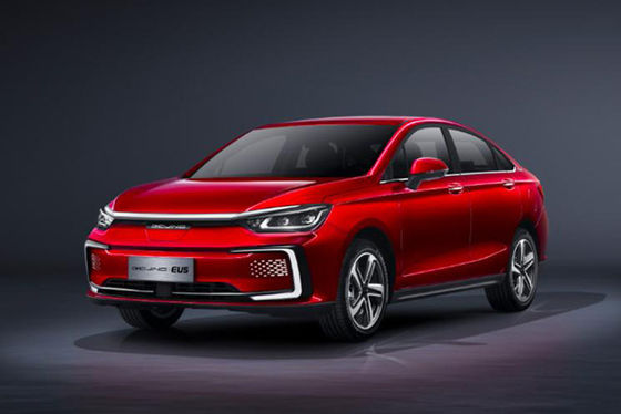 Elektrische SUV zweite Hand Peking EU5 BAIC plus R600 benutzte linke Hand-Antriebs-Autos