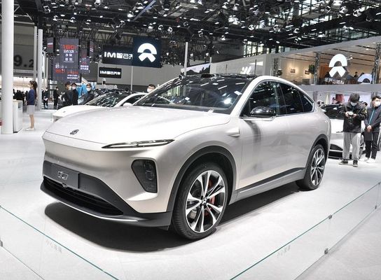 SUV bei NIO EC7 75kWh Elektroauto mit Motor mit 480 kW
