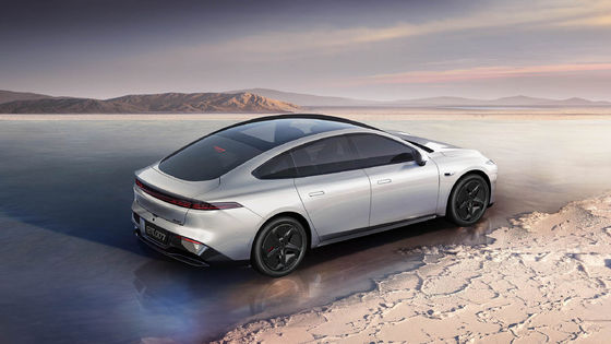 Dongfeng Eπ 007 mit 1200km Reichweite und Schere Tür Maximalgeschwindigkeit 165km/h 5 Türen