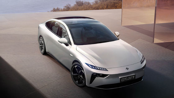 Dongfeng Eπ 007 mit 1200km Reichweite und Schere Tür Maximalgeschwindigkeit 165km/h 5 Türen