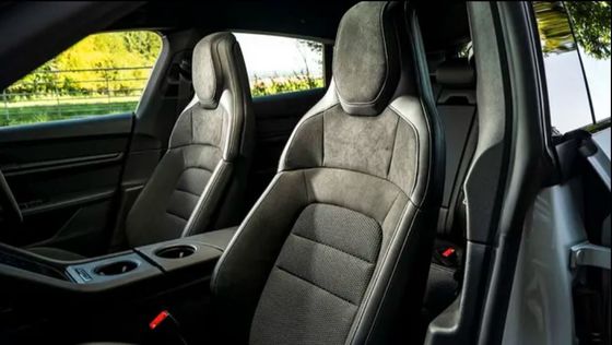 Das schnellste komplette Elektrofahrzeug - Porsche Taycan Cross Turismo maximale Geschwindigkeit 220km/h Neue Energiefahrzeug