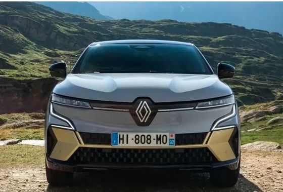 Langfristige Probefahrt mit Renault Megane E-Tech Batterie mit einer Kapazität von 40/60 kWh mit einer Reichweite von etwa 158/208 Meilen