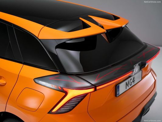 New Energy 2024 heißeste rein elektrische Fahrzeug MG4 EV mit 250N.m Drehmoment Max. 986l Extra großer Kofferraum