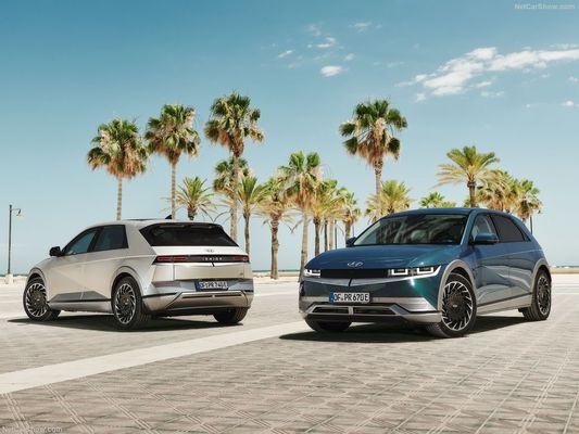 neue Familie von vollelektrischen Autos von Hyundai Ioniq5 Charmant, futuristisches Design mit 430km Reichweite