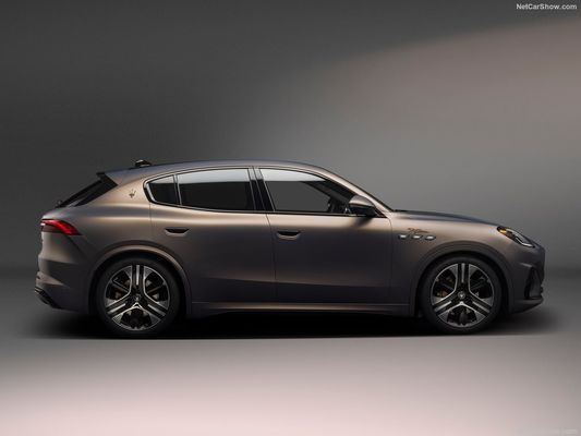 Ein rein elektrisches Neue-Energie-Auto mit 450 Reichweite und maximaler Geschwindigkeit von 325 km/h bei Maserati Gran Turismo Folgore