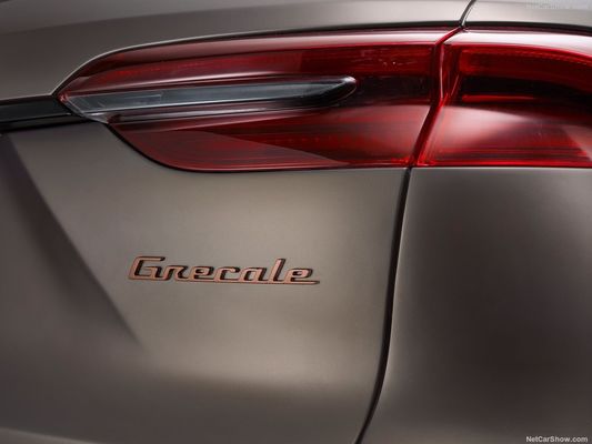 Ein rein elektrisches Neue-Energie-Auto mit 450 Reichweite und maximaler Geschwindigkeit von 325 km/h bei Maserati Gran Turismo Folgore