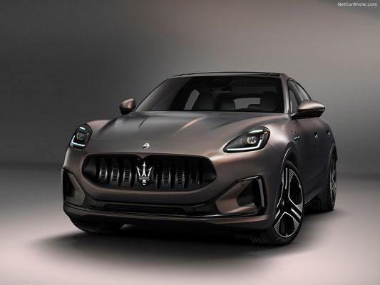 Ein rein elektrisches Neue-Energie-Auto mit 450 Reichweite und maximaler Geschwindigkeit von 325 km/h bei Maserati Gran Turismo Folgore