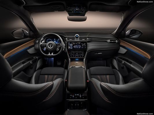 Ein rein elektrisches Neue-Energie-Auto mit 450 Reichweite und maximaler Geschwindigkeit von 325 km/h bei Maserati Gran Turismo Folgore