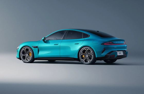 Brandneues Xiaomi SU7 Limousine 475kW oder 664 PS Leistung 165mph Neues Energiefahrzeug