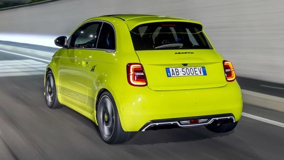 Süß und sportlich bei Abarth 500e Hot Hatchback Elektroauto so lustig wie Benzin 152P.S Motorleistung