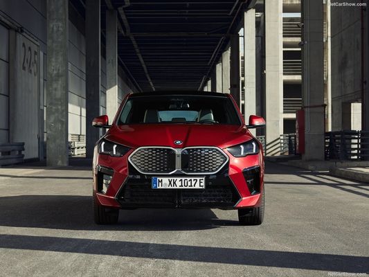 Heißer Verkauf Langstrecken-Elektroauto 2024 für BMW IX2 449Km High Speed Auto Neue Energie-Auto