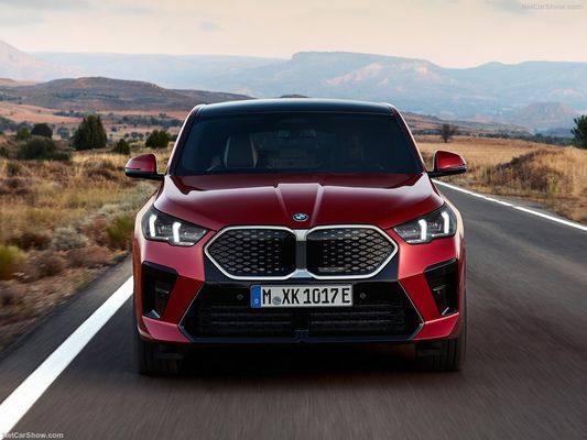 Heißer Verkauf Langstrecken-Elektroauto 2024 für BMW IX2 449Km High Speed Auto Neue Energie-Auto