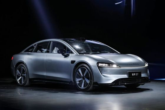 2024 Neue Chery Huawei LUXEED S7 2024 Luxuriöse Elektrolimousine LUXEED S7 mit 12,4 kW/h Verbrauch Selbstparkplatz