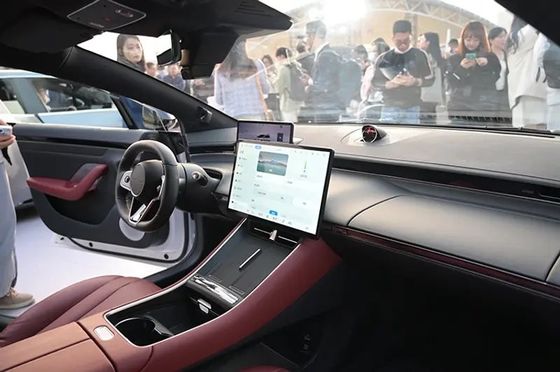 2024 Neue Chery Huawei LUXEED S7 2024 Luxuriöse Elektrolimousine LUXEED S7 mit 12,4 kW/h Verbrauch Selbstparkplatz