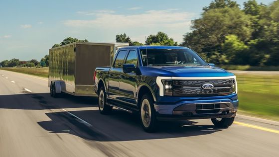Elektroauto Ford F-150 Lighting rein elektrischer Pickup mit großer Reichweite und riesigem Speicher