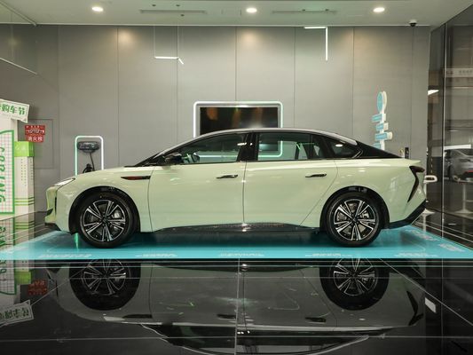 2024 Pure Electric Hongqi EH7 Elektroauto mit Reichweite von 820 km