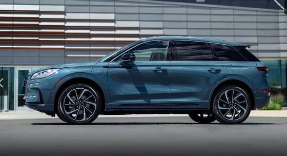 024 Lincoln Corsair Plug-In Hybrid Green Ev SUV 5 Passagiere Lincoln Corsair umhüllt Sie mit intelligenten Funktionen