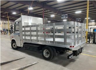 Idealer PURE-Lkw für die unterschiedlichen Anforderungen & Lösung Last-Mile-Logistik und Berufsberatung mit einer Reichweite von 84 Meilen