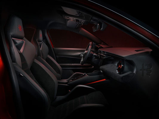 Der Sportlichste Kompaktwagen Alfa Romeo Erster EV Milano Mit 2 Antriebsstrang-Optionen 156ph&240ph WLTC 240meils