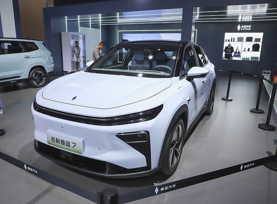 2024 Livan 7 Geely Ruilan 7 EV Auto LHD in Lagerbatterie 450km ev Autos neue Energiefahrzeuge Auto rein elektrisch