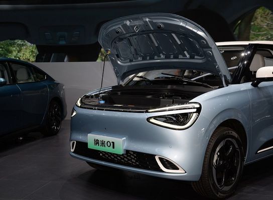 Rein elektrisches Fahrzeug Dongfeng Nano 01 2024 330Liter Mit 140km/h Höchstgeschwindigkeit China Neue Energie Elektroauto