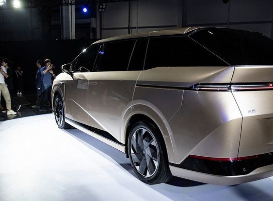 Großhandel Elektroauto Neue Gebrauchtwagen XPENG X9 2024 Groß Mpv 4dw 5 Tür 7 Sitz Xiaopeng X9 Groß Suv Energiefahrzeug