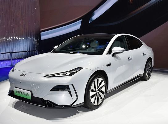 2024 Neue Energiefahrzeuge 7 Sitzplätze Pure Electric Geely Galaxy E8 Neue Ev Elektroautos