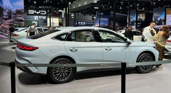 Vorverkauf 2024 BYD Qinn L DM-i 80km Elektrofahrzeug Landet Bald Hybridfahrzeug 1.5T 101PS L4 Neues Engergy Auto