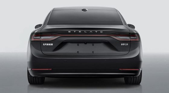 Vorverkauf Huawei & BAIC Stelato S9 reines Elektrofahrzeug 4 Türen/5 Sitze Limousine 214km/h Höchstgeschwindigkeit 227kw Motorkraft Neues Ev Auto