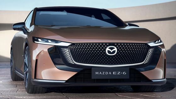 Das erste reine Elektrofahrzeug Mazda EZ-6 ist ein schlanker Rückradantrieb