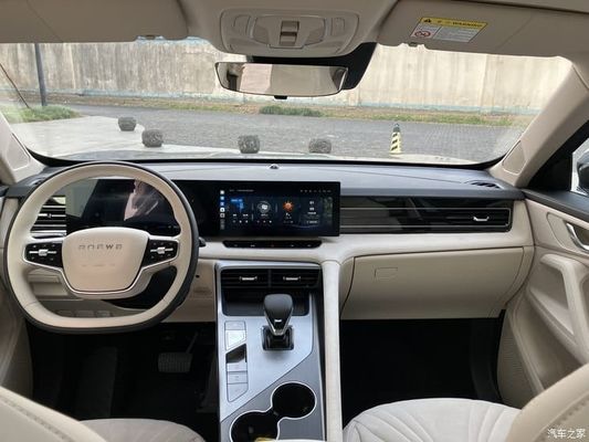 Neueste Landung Saic Roewe D5X DMH PHEV 1,5 Liter Turbomotor und einziger Elektromotor mit 110kw/235N.m Leistung