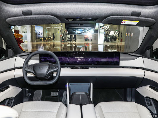 Selbstfahrender Roboter 2024 Jiyue01 200kw Motorleistung 272 PS 550km CLTC Reichweite reines Elektroauto mit Höchstgeschwindigkeit 200km/h