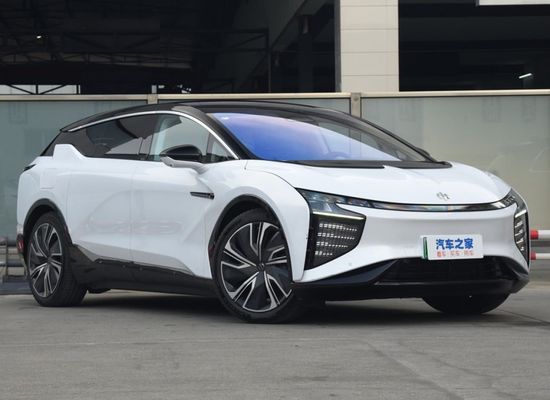 Pure Electric SUV Hiphi Y 560km RWD Pioneer Edition mit 0,63h Schnellladung 190km/h Höchstgeschwindigkeit 336PSmotorpower Neues Ev-Auto