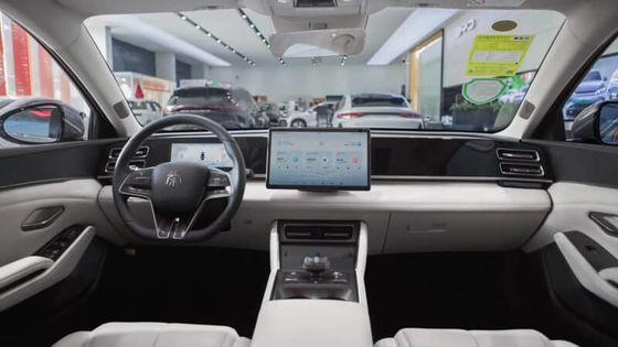 Neues Hybridfahrzeug 2024 BYD Qin L Dm-i 1.5T 101PS.L4 Motor mit 218PS Elektromotorenleistung 180km/h Höchstgeschwindigkeit