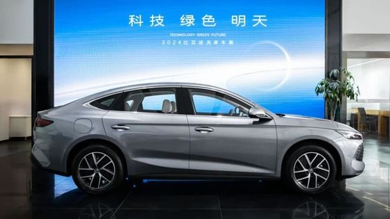 Neues Hybridfahrzeug 2024 BYD Qin L Dm-i 1.5T 101PS.L4 Motor mit 218PS Elektromotorenleistung 180km/h Höchstgeschwindigkeit