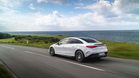 Elektrofahrzeuge mit großer Reichweite Mercedes-Benz EQE AMG 53 4MATIC+ mit 460kw/625P.s Motorleistung 220km/h Höchstgeschwindigkeit