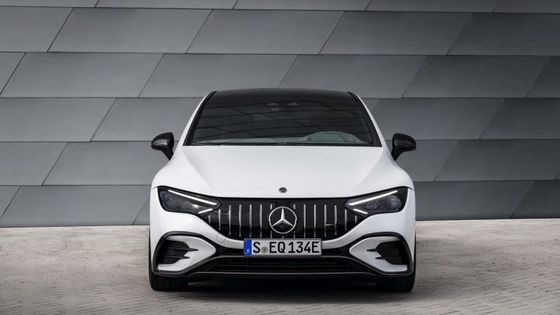 Elektrofahrzeuge mit großer Reichweite Mercedes-Benz EQE AMG 53 4MATIC+ mit 460kw/625P.s Motorleistung 220km/h Höchstgeschwindigkeit