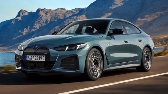 Rein elektrisches Fahrzeug hohe Leistung 450km Reichweite BMW i4 Beschleunigung 0-100km/h bei 3,9s 225km/h Höchstgeschwindigkeit 400kw Leistung