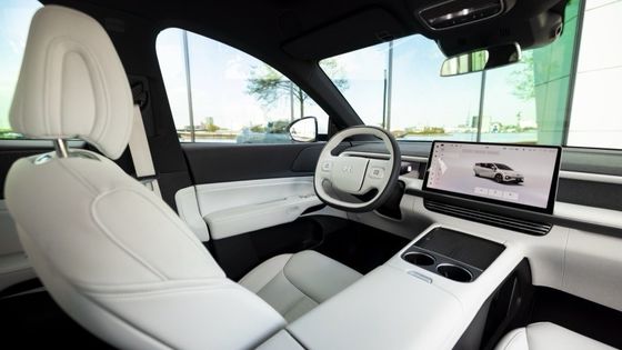 Xpeng G6 RWD Long Range Elektrofahrzeug SUV EV Elektrofahrzeug mit einer Motorleistung von 210 kW RWD Fahrt & 490km Reichweite