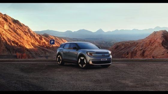 Bereit für den Start Pure Electric Crossover Ford Explorer AWD mit 532 km WLTP 250kw/340P.s Motorleistung und Höchstgeschwindigkeit 180km/h