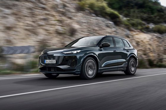 Lange Reichweite mit super schnellem 270kw Ladevorgang und großzügiger Ausstattung bei Audi Q6e-tron rein elektrischem Fahrzeug mit 285kw Leistung