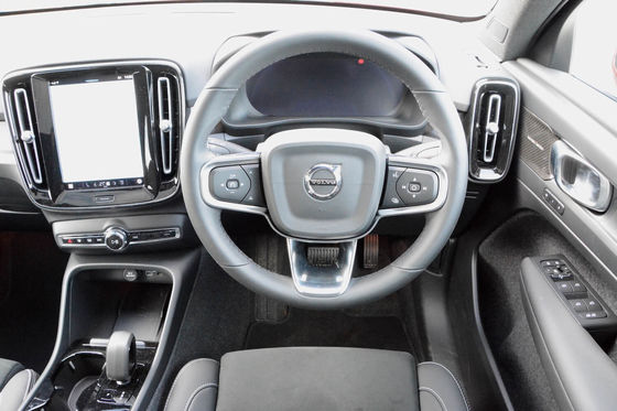 Allround EV Volvo EC40 Ultimate Twin Motor mit WLTP 326Miles 4,7sec Beschleunigung von 0-62mph 408 PS Motor