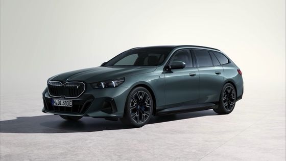 Neueste Elektroauto mit 84,4 kWh Batterie 329 Meilen Reichweite mit 335 PS/430 Nm bei BMW i5 Touring eDrive40 Einzelgeschwindigkeit RWD